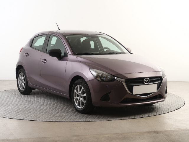 Mazda 2 2015