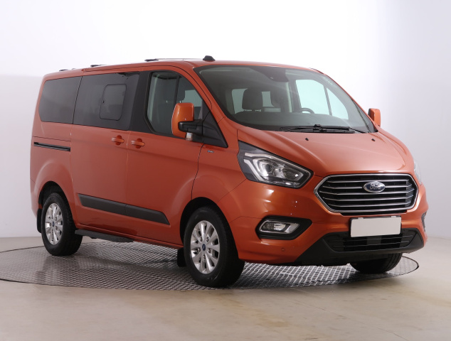 Ford Tourneo Custom 2022