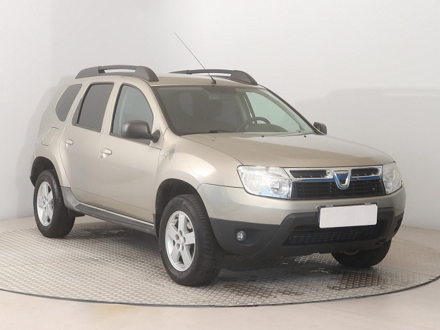 Dacia Duster 2011