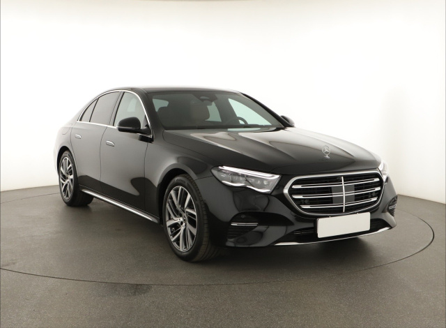 Mercedes-Benz E 2024